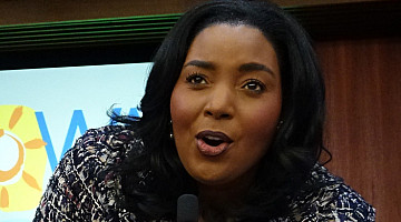 Broward County Mayor Barbara Sharief