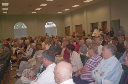 Full House Discusses Calypso with Delegation