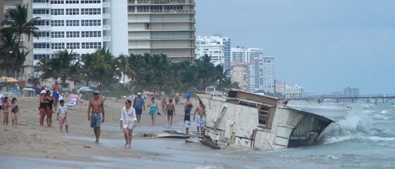 Seas a Lady abandonned on Galt Mile Beach