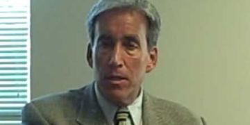 Fort Lauderdale District 2 Commissioner Steve Glassman