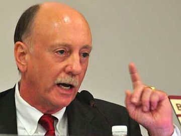 Former Commissioner Bruce Roberts